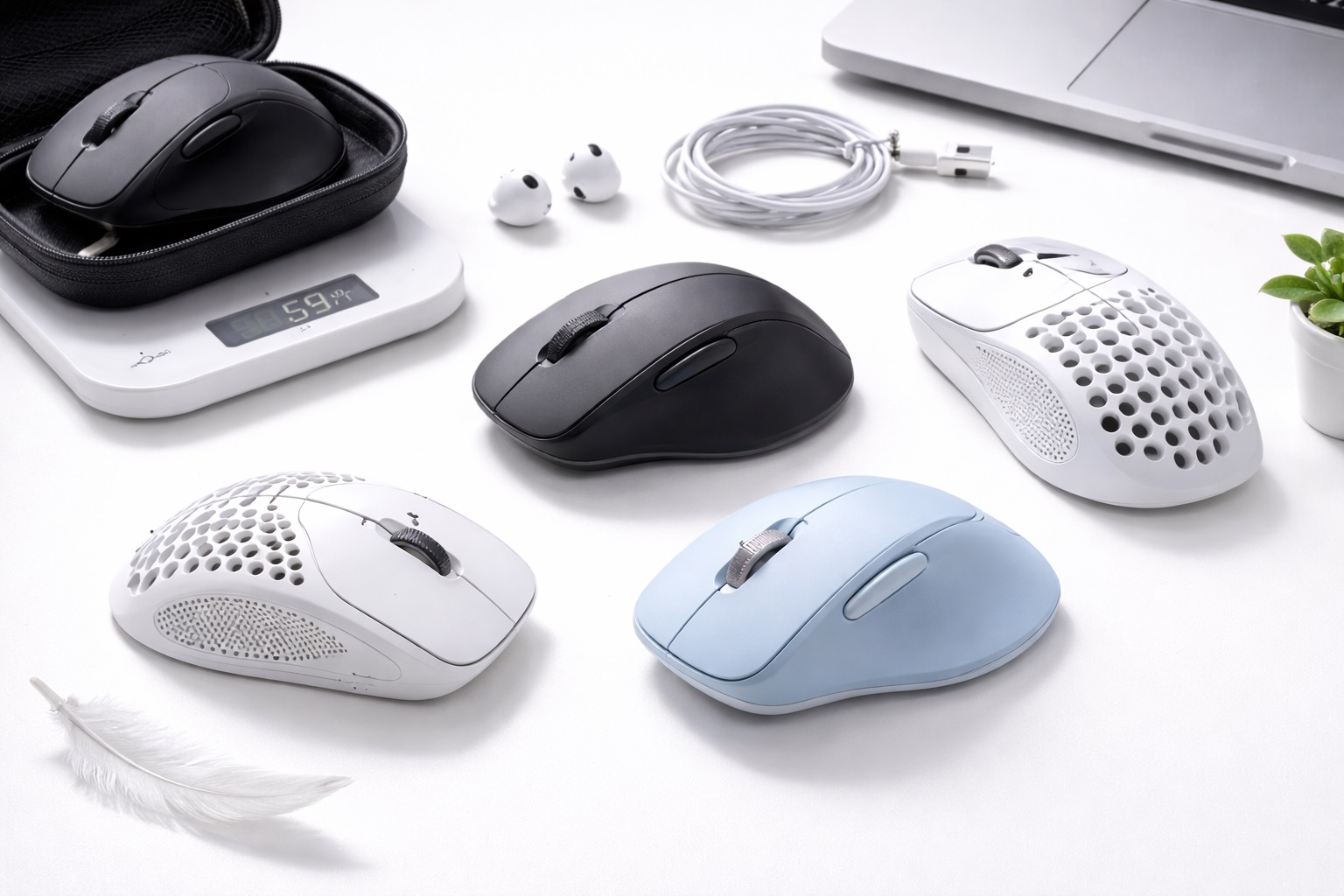 Best Lightweight Ergonomic Mouse in 2026: Agile Precision and Hand Freedom